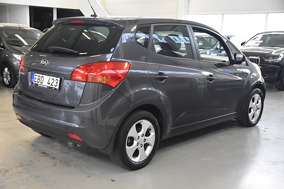 Kia Venga 3 of 10