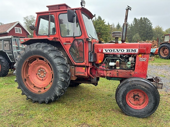 Traktor VOLVO-BM T 700 4 of 6