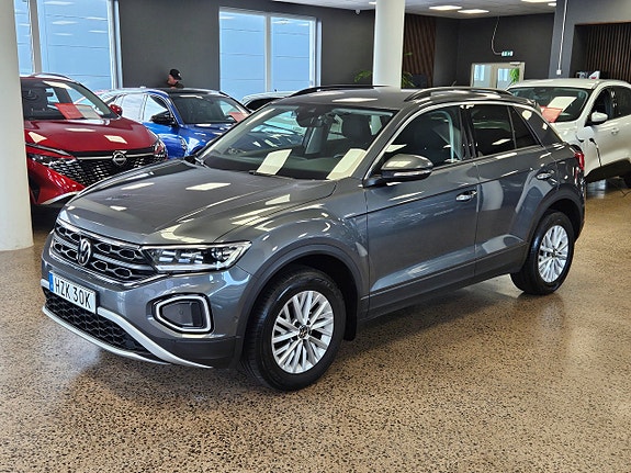 Volkswagen T-Roc 3 of 22