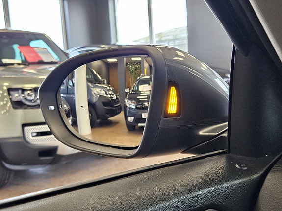 Volkswagen T-Roc 15 of 22