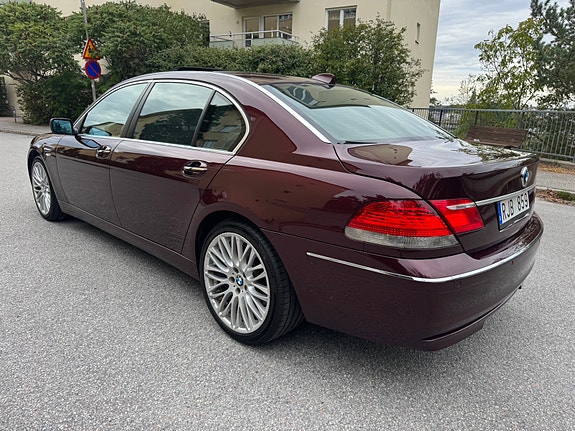 BMW 730Ld 2 of 11