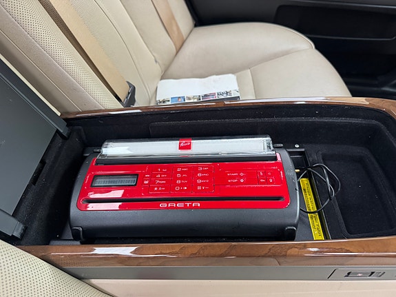 BMW 730Ld 8 of 11