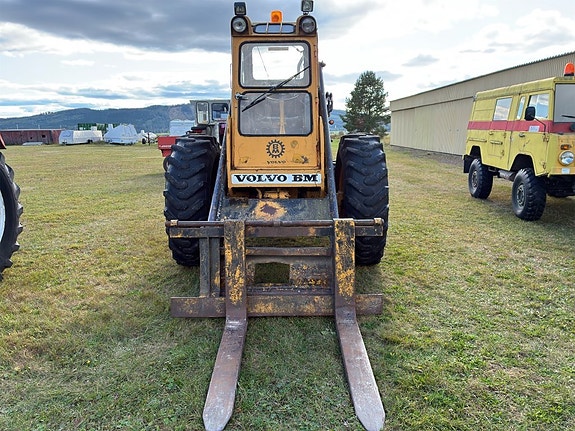 Baklastare Volvo BM 218 2 of 6