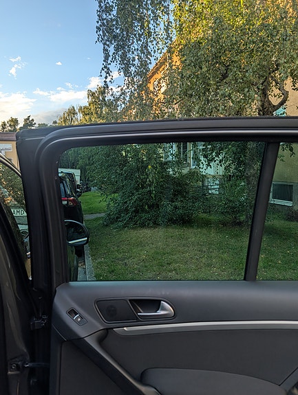 Volkswagen Tiguan 8 of 17