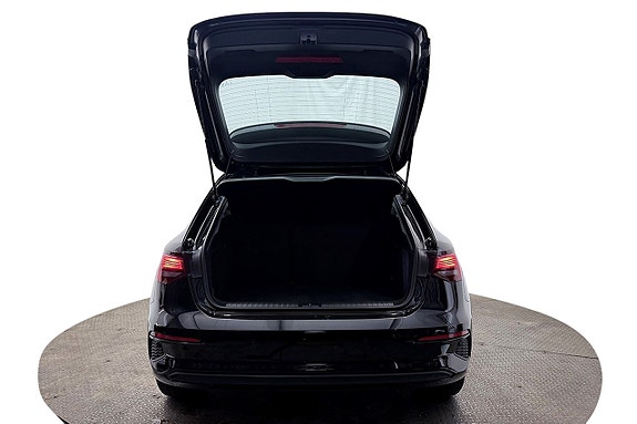 Audi A3 8 of 30