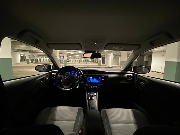 Toyota Auris 5 of 6