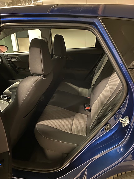 Toyota Auris 6 of 6