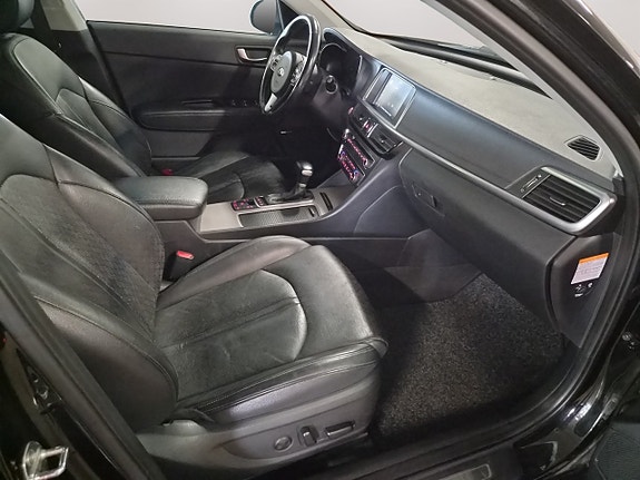 Kia Optima 11 of 21
