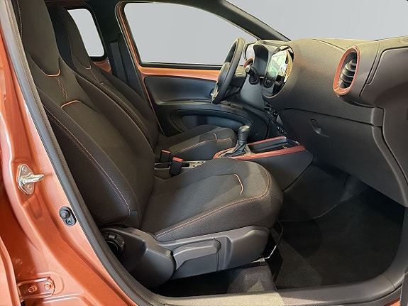 Toyota Aygo X 6 of 13