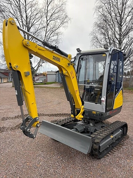 Wacker Neuson ET 24 2 of 6