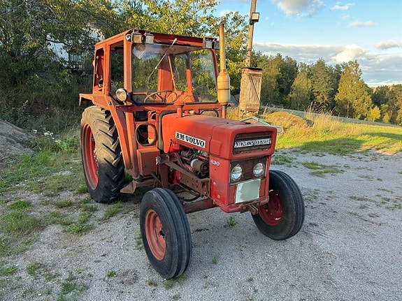 Traktor  BM-VOLVO T 430 3 of 6