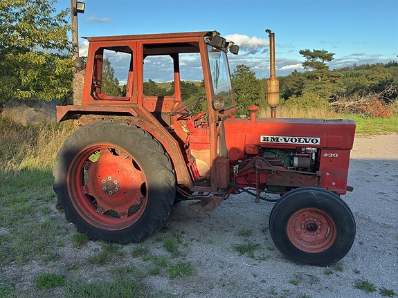 Traktor  BM-VOLVO T 430 4 of 6