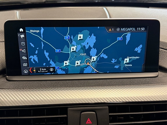 BMW 330i 21 of 22