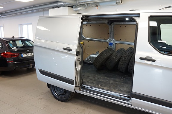 Ford Transit Custom 4 of 11