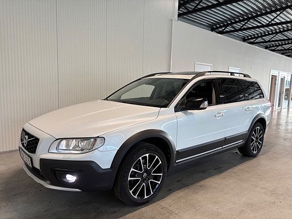 Volvo XC70 4 of 25