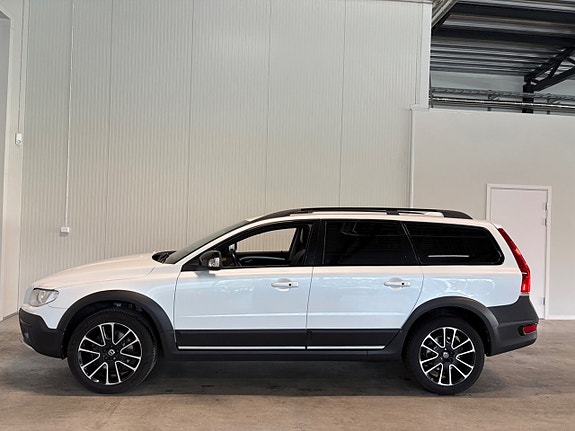 Volvo XC70 6 of 25