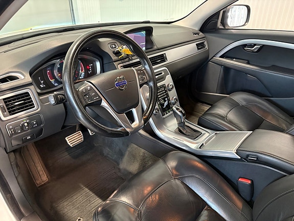 Volvo XC70 8 of 25