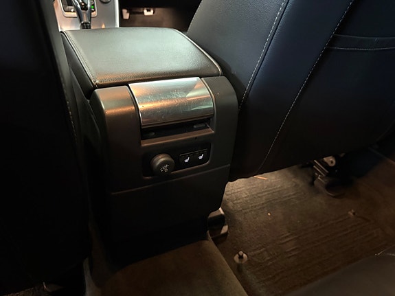 Volvo XC70 22 of 25