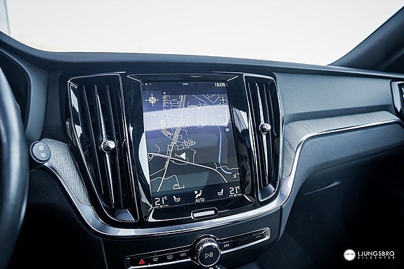 Volvo V60 12 of 14