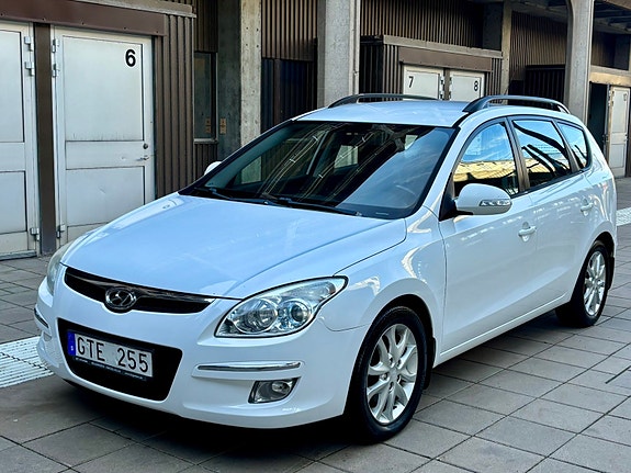 Hyundai i30 2 of 6