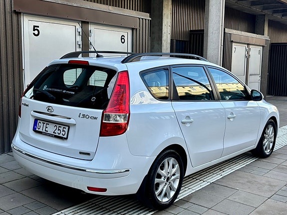 Hyundai i30 3 of 6