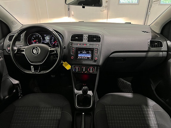 Volkswagen Polo 14 of 22