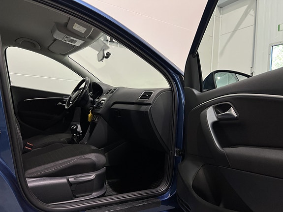 Volkswagen Polo 18 of 22