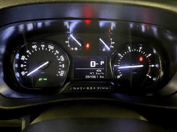 Opel Vivaro 10 of 15