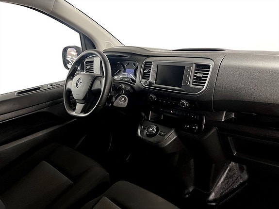 Opel Vivaro 13 of 15