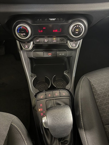 Kia Picanto 8 of 10
