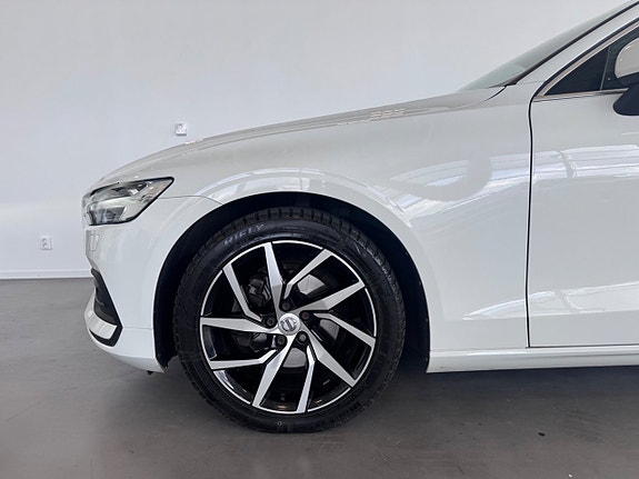 Volvo V60 16 of 16