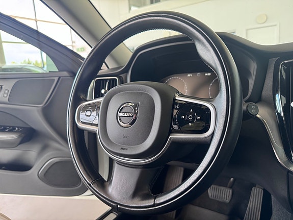 Volvo V60 11 of 16