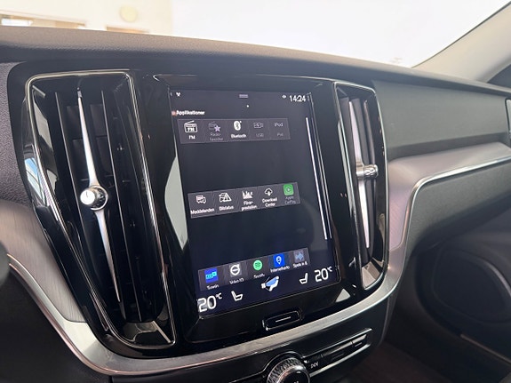 Volvo V60 13 of 16