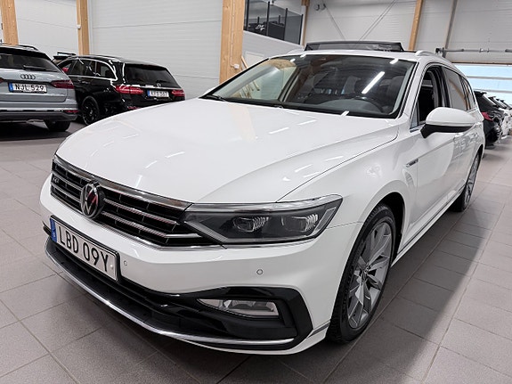 Volkswagen Passat 3 of 20