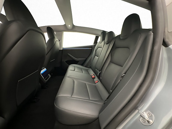 Tesla Model 3 12 of 30