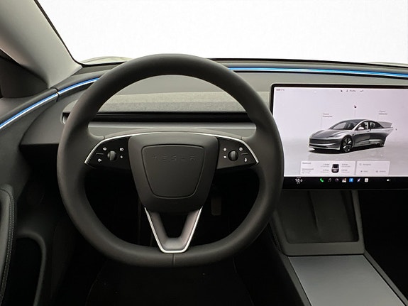 Tesla Model 3 14 of 30