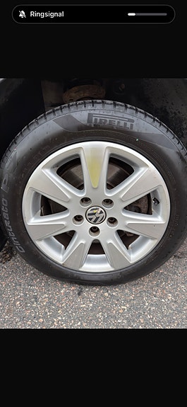Volkswagen Passat 9 of 10