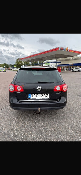 Volkswagen Passat 8 of 10