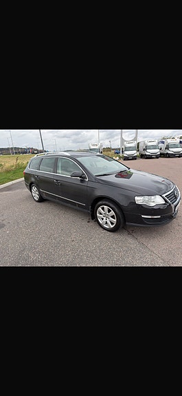 Volkswagen Passat 10 of 10