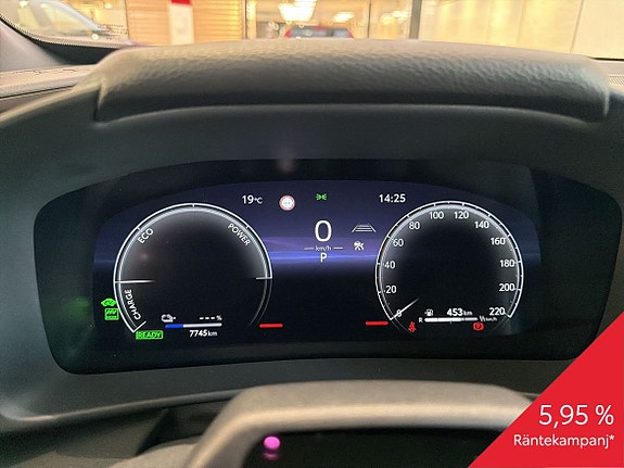 Toyota C-HR 13 of 14