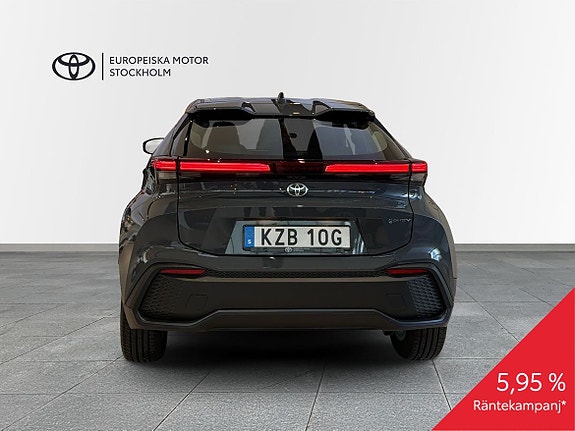 Toyota C-HR 4 of 14