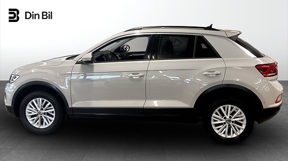 Volkswagen T-Roc 2 of 12