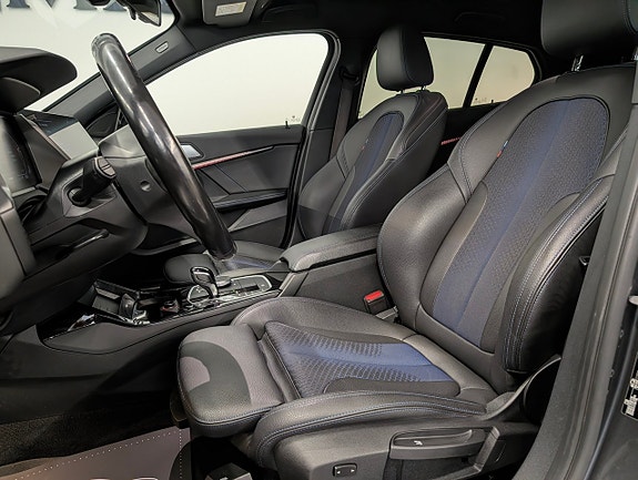 BMW 118i 7 of 21