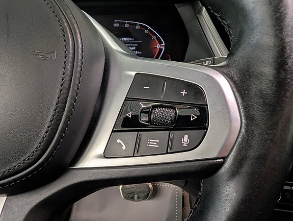 BMW 118i 11 of 21