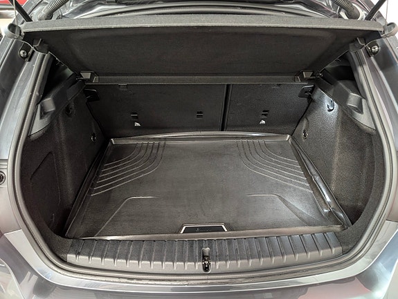 BMW 118i 5 of 21