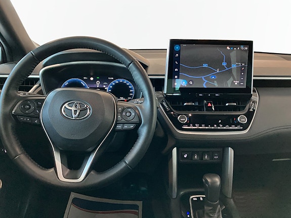 Toyota Corolla Cross 8 of 11