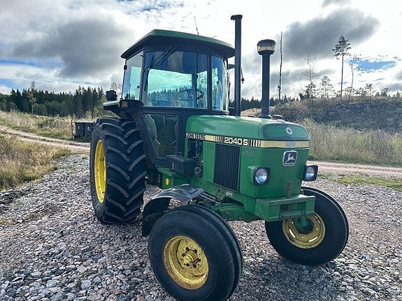 Traktor JOHN DEERE 2040 S HILO 2 of 6