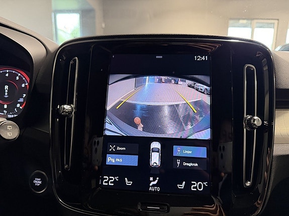 Volvo XC40 20 of 30