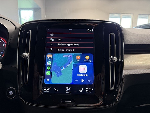 Volvo XC40 18 of 30