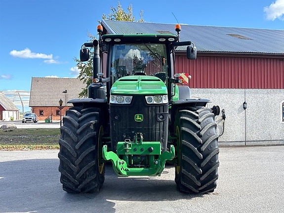 Jordbrukstraktor JOHN DEERE LR 2 of 6